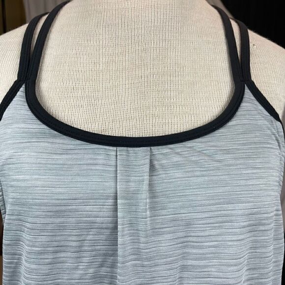 𝅺ATHLETA Shadow Stripe Energize Tank Top in Slate Grey & Black Size Medium - Picture 11 of 16